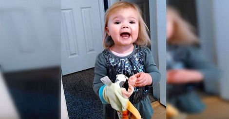 Daddy Asks His Little Girl To Sing Her Favorite…